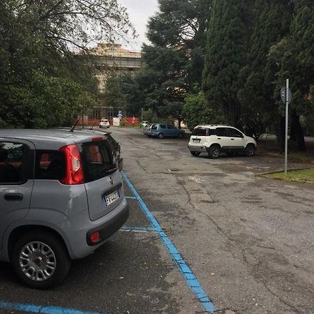 ג'נובה Appartamento In Centro Zona Fiera,Davanti Al Galliera מראה חיצוני תמונה