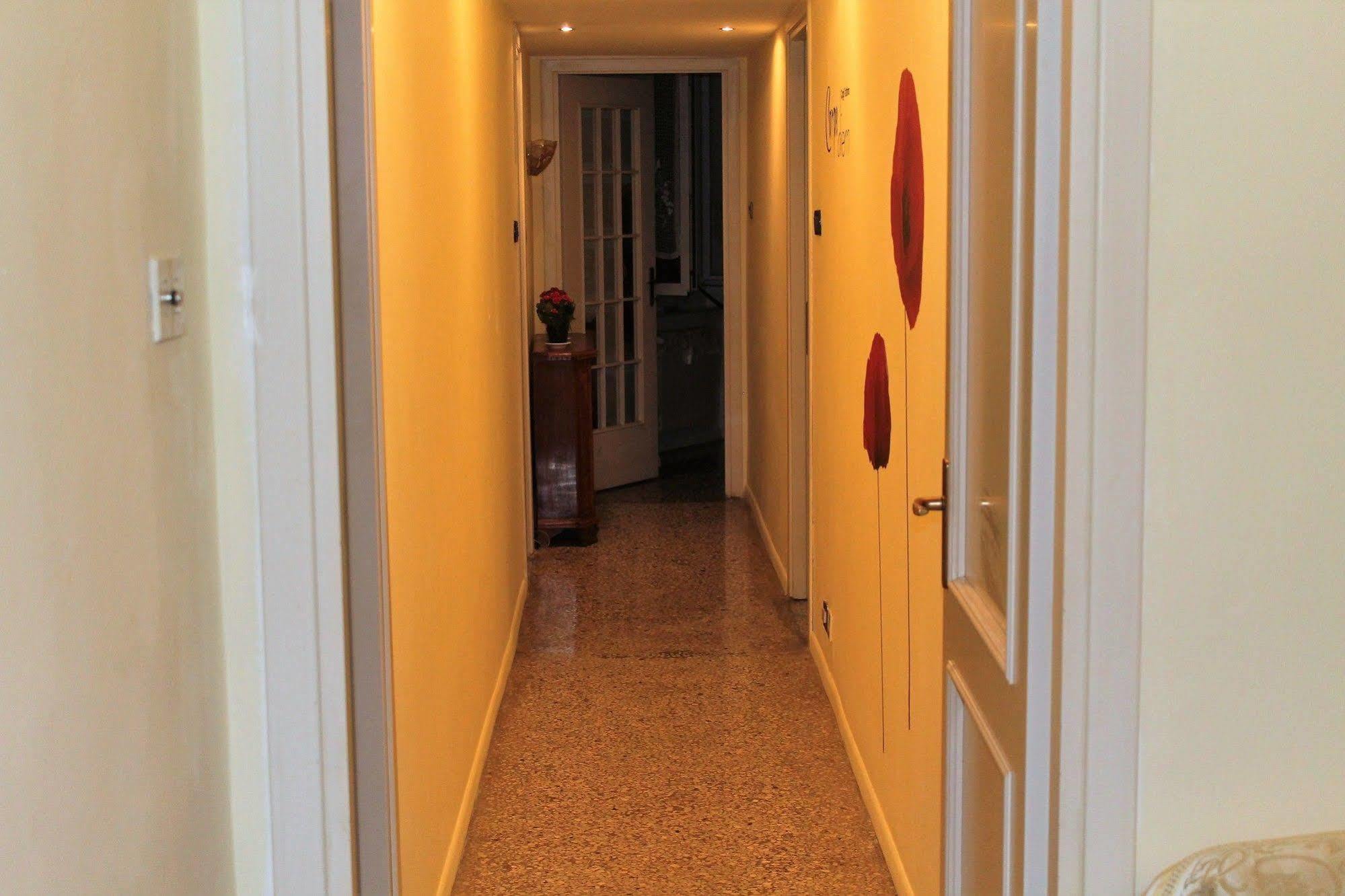 ג'נובה Appartamento In Centro Zona Fiera,Davanti Al Galliera מראה חיצוני תמונה