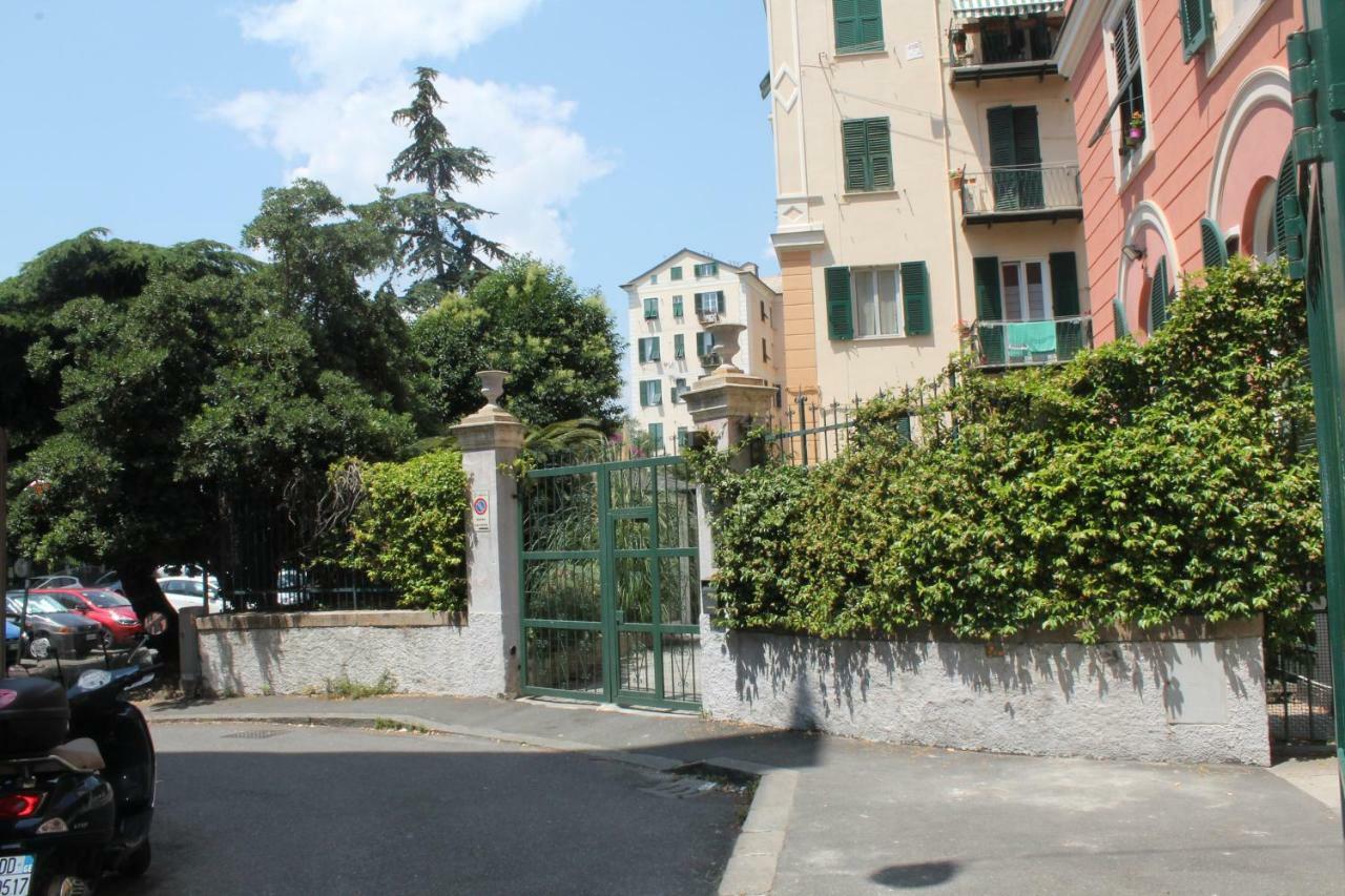 ג'נובה Appartamento In Centro Zona Fiera,Davanti Al Galliera מראה חיצוני תמונה